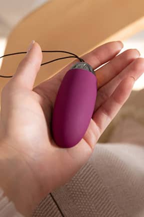 Mini Vibrators Svakom - Elva Vibrating Egg Violet