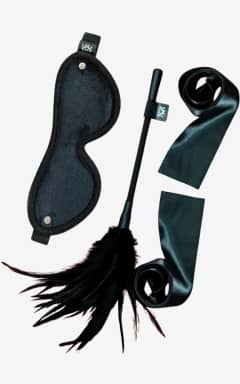 Sale SEI MIO - Strict Tease - Ribbon Ties, Blindfold and Tickler Kit