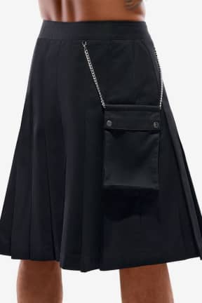 Lingerie Svenjoyment - Kilt - Black - Own the room in a sleek black kilt with a snug waistband and sharp pleats. Snap and zip it shut, stash essentials in the chain pocket, and move with confidence.