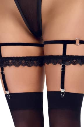 Lingerie Cottelli Accessoires - Velvet And Lace Suspender Garters - Black - Plush black velvet and lace hug your curves while sturdy clips keep stockings flawless.  
Adjustable, removable straps let you switch from subtle tease to full vintage fantasy.